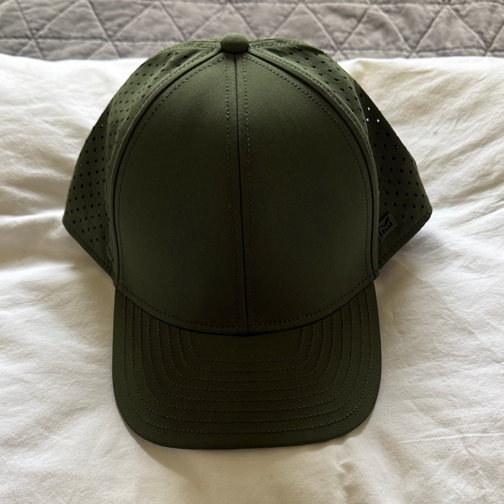 Melin Hydro A-Game - Canopy/Khaki - Classic